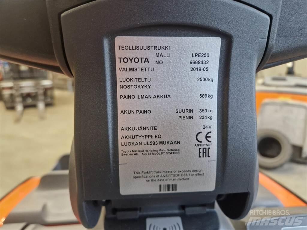 Toyota LPE 250 Misc Forklifts