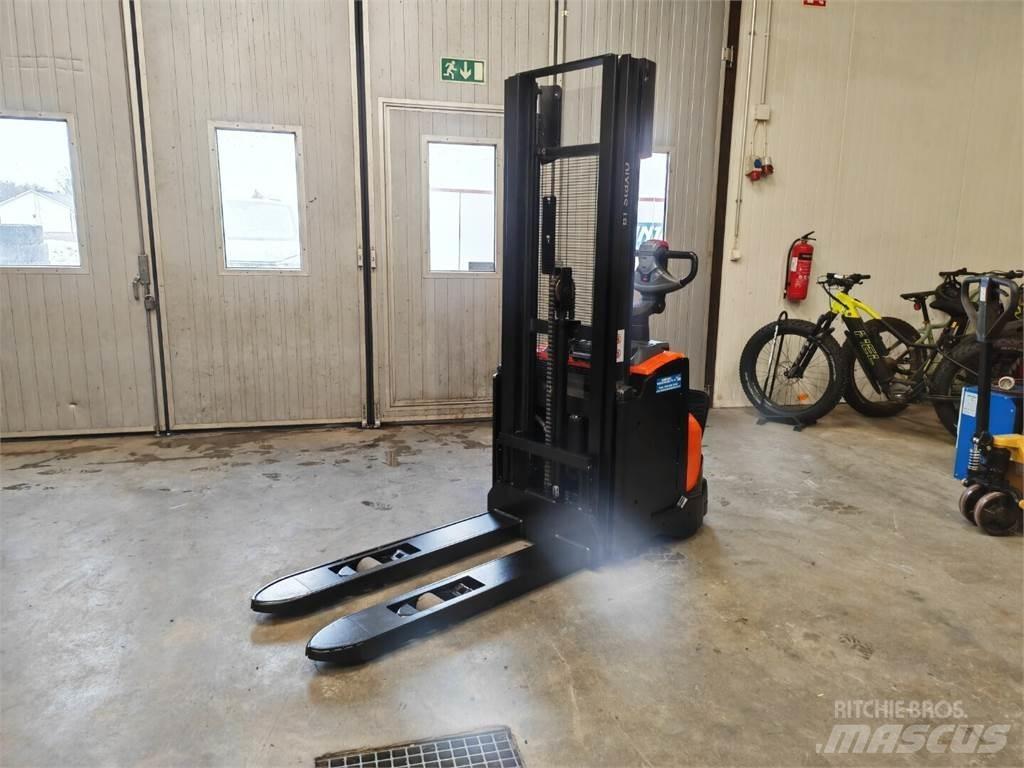 Toyota SWE120L Misc Forklifts