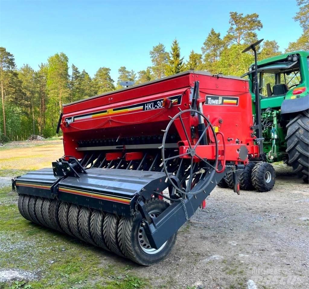 Tume HKL 3000 Planters