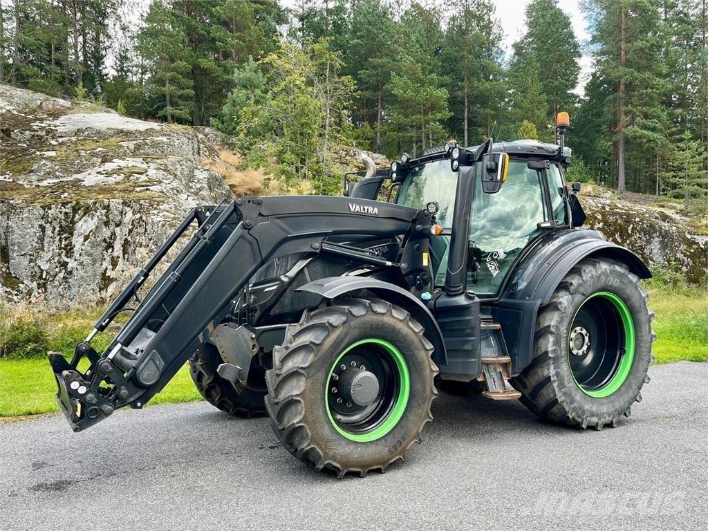 Valtra T234 Versu Tractors