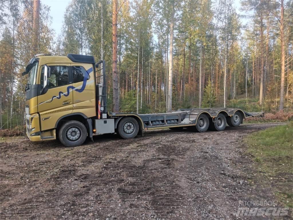 Volvo 750 Car Haulers