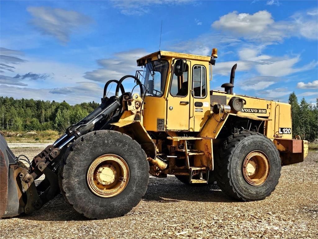 Volvo BM L120 Wheel Loaders