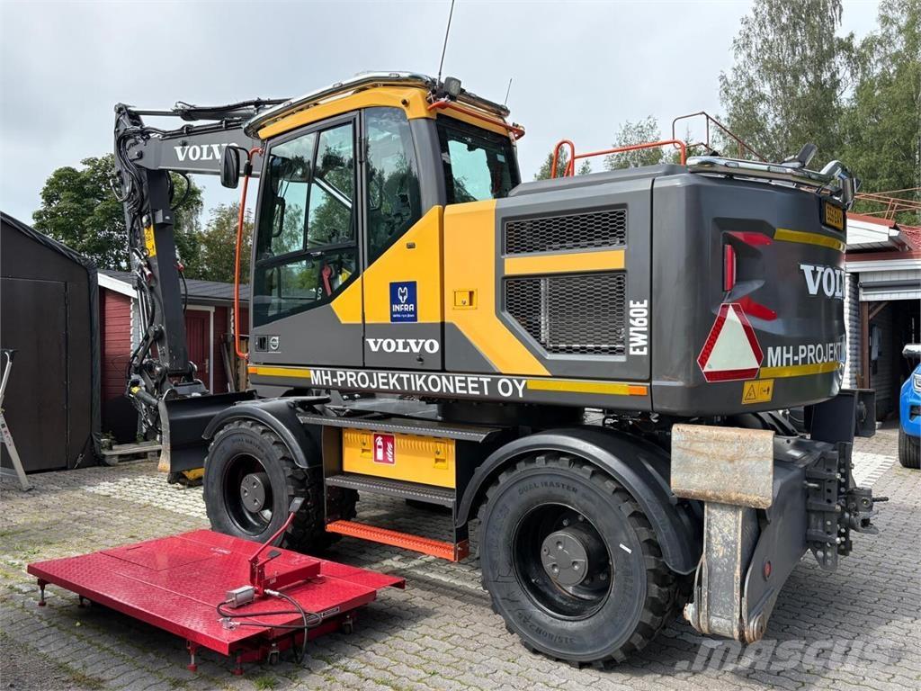 Volvo EW 160 E Wheeled Excavators