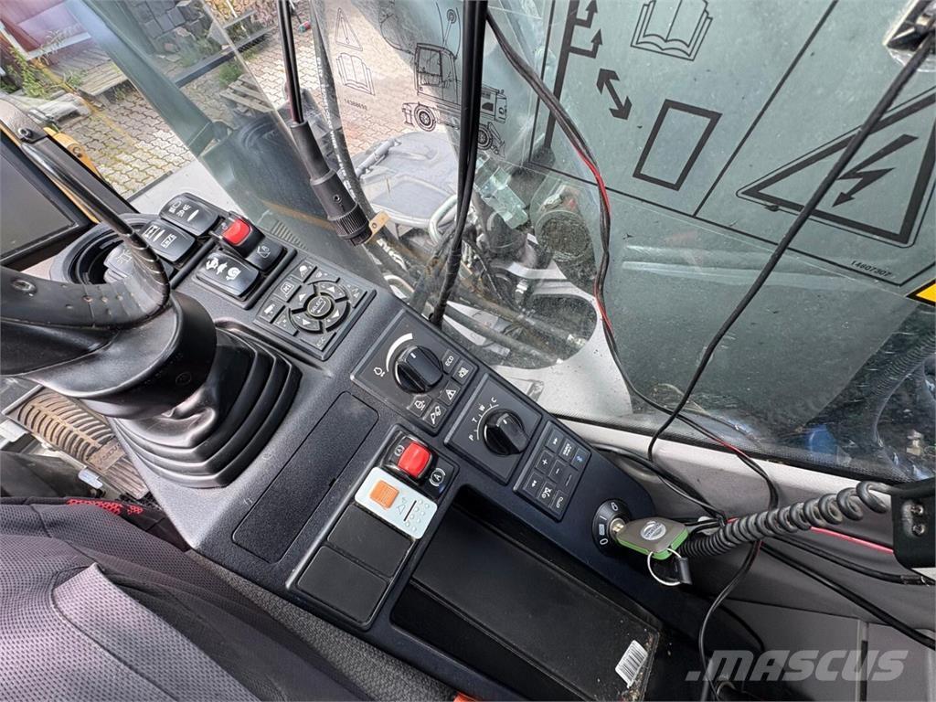 Volvo EW 160 E Wheeled Excavators