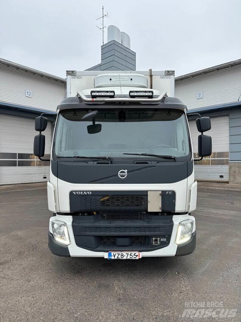 Volvo FE320 4x2 Box trucks