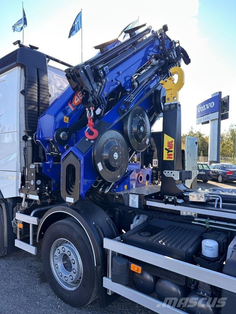 Volvo FH13 8x4 Boom / Crane / Bucket Trucks