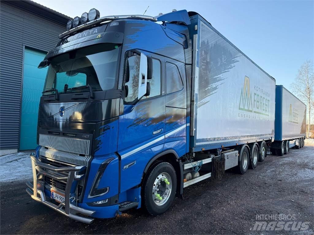 Volvo fh16 Wood Chippers