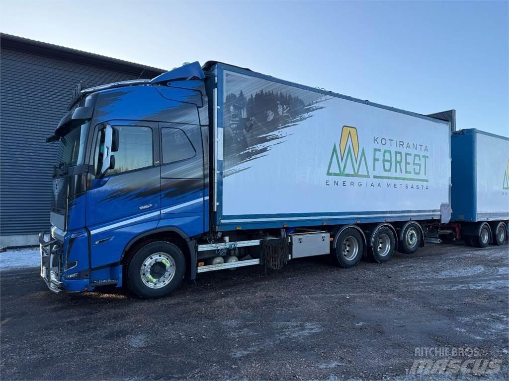 Volvo fh16 Wood Chippers
