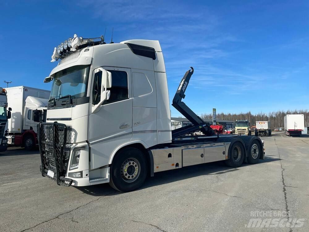 Volvo FH16 6x2 -13 Hook lift trucks