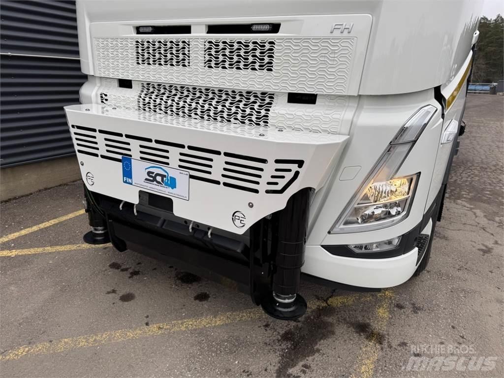 Volvo FH540 10X4 Boom / Crane / Bucket Trucks