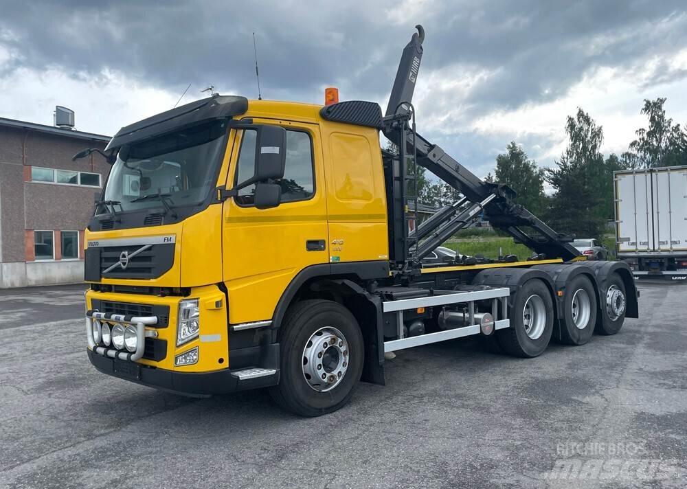 Volvo FM 8X4 -12 Hook lift trucks