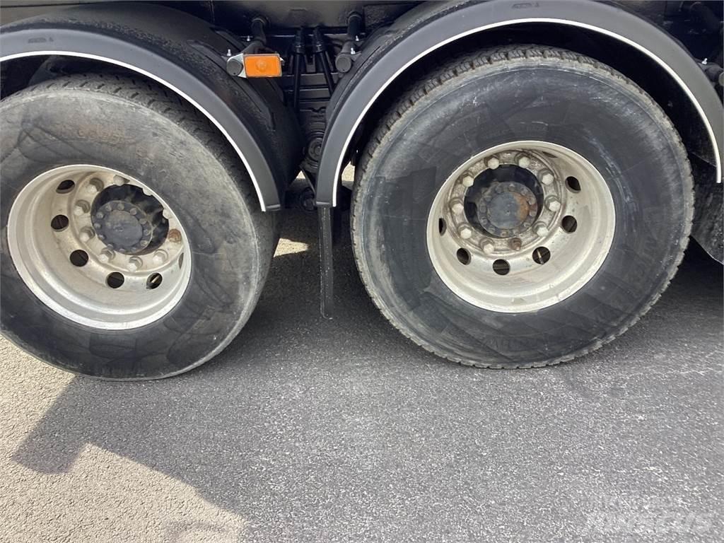 Volvo FMX 540 Dump Trucks