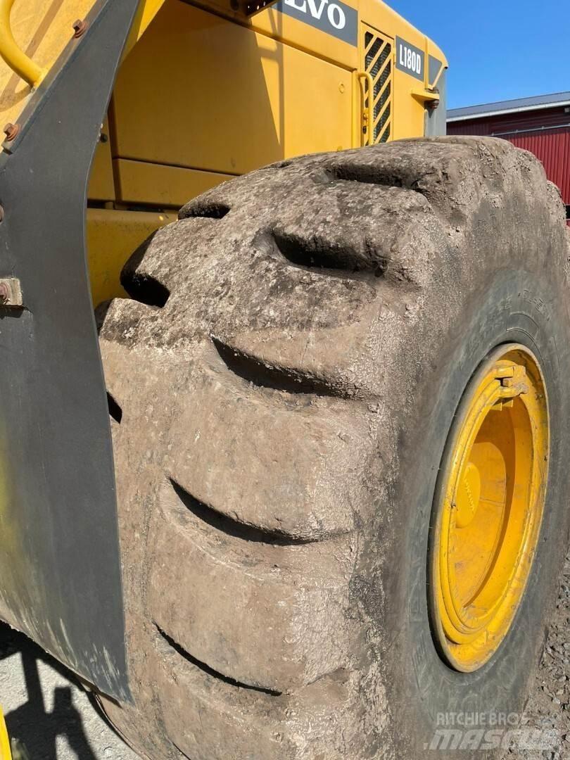 Volvo L180D Wheel Loaders
