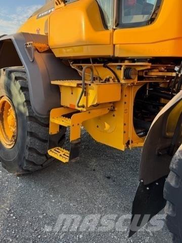 Volvo L90H Wheel Loaders