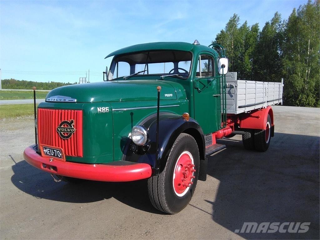 Volvo N 86 Flatbed Trucks