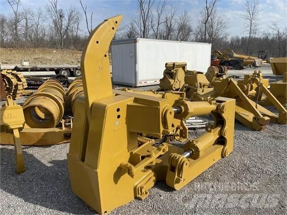 CAT D8 Rippers