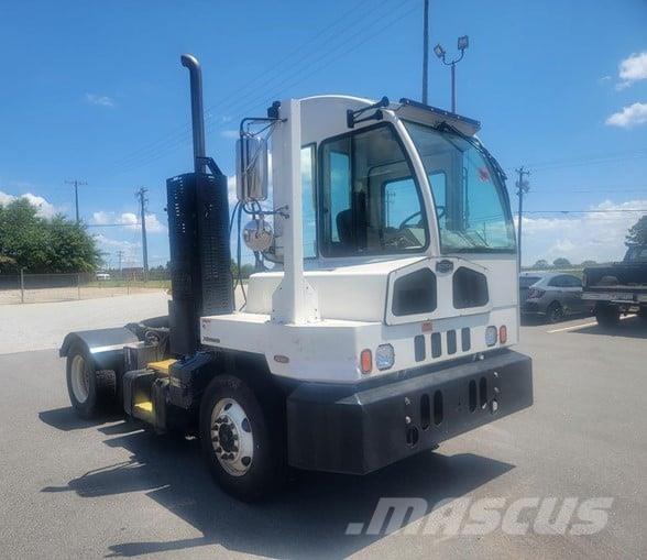 Autocar XSPOTTER Shunt Trucks