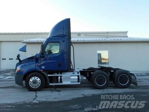 Freightliner CASCADIA 116 Conventional Trucks / Tractor Trucks