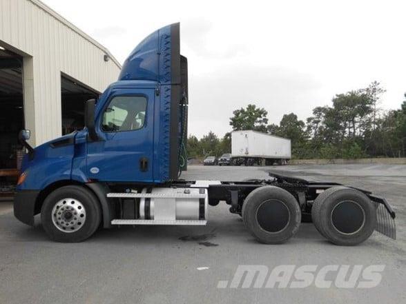 Freightliner CASCADIA 116 Conventional Trucks / Tractor Trucks