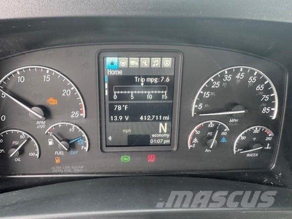 Freightliner CASCADIA 116 Conventional Trucks / Tractor Trucks