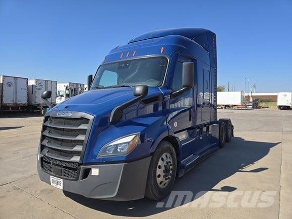 Freightliner CASCADIA 116 Conventional Trucks / Tractor Trucks