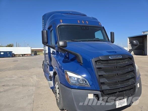 Freightliner CASCADIA 116 Conventional Trucks / Tractor Trucks