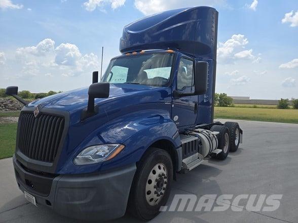 International LT Conventional Trucks / Tractor Trucks