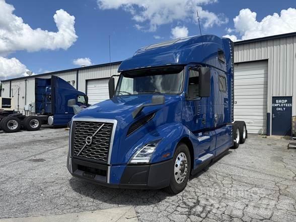 Volvo VNL64T860 Conventional Trucks / Tractor Trucks