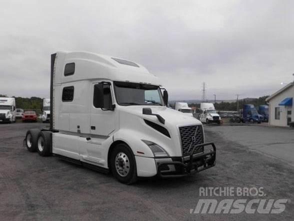Volvo VNL64T860 Conventional Trucks / Tractor Trucks