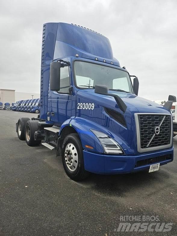 Volvo VNR64T300 Conventional Trucks / Tractor Trucks