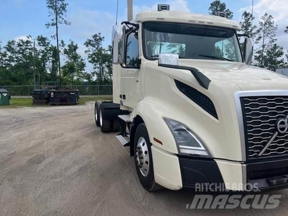 Volvo VNR64T300 Conventional Trucks / Tractor Trucks