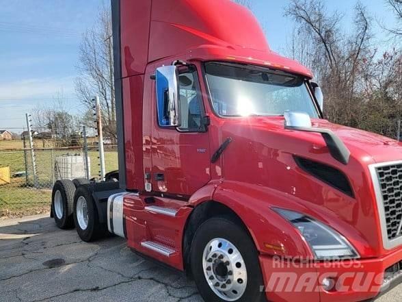 Volvo VNR64T300 Conventional Trucks / Tractor Trucks