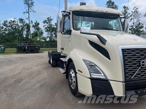 Volvo VNR64T300 Conventional Trucks / Tractor Trucks
