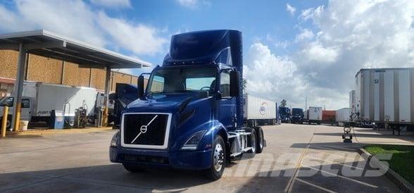 Volvo VNR64T300 Conventional Trucks / Tractor Trucks