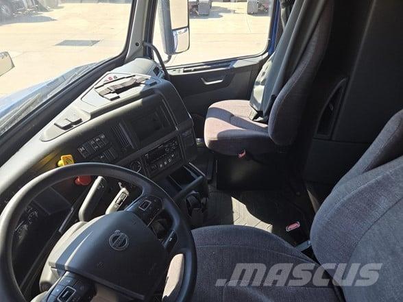 Volvo VNR64T640 Conventional Trucks / Tractor Trucks