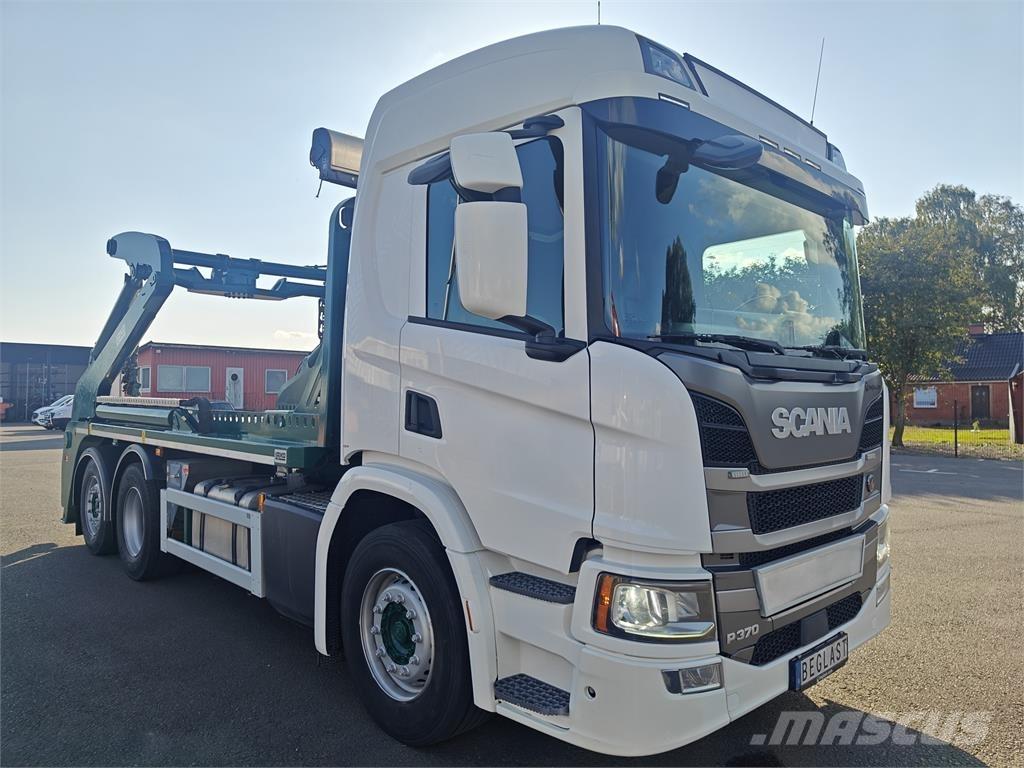 Scania P370 Skip loader trucks