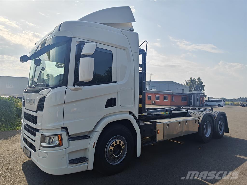 Scania P450 Hook lift trucks