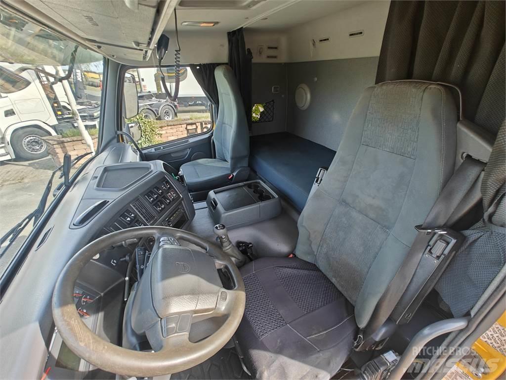 Volvo FMX460 Hook lift trucks