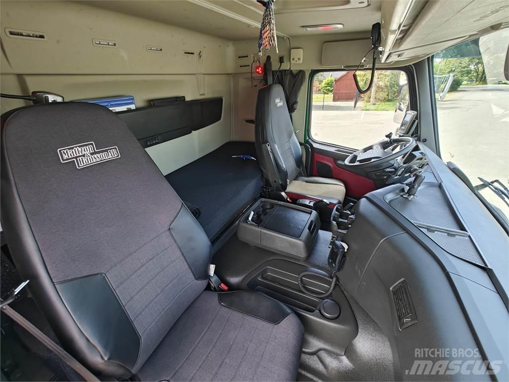 Volvo FMX460 Boom / Crane / Bucket Trucks