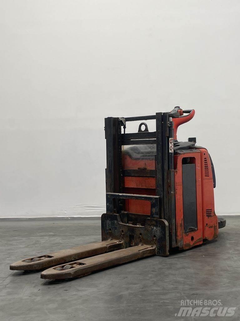 Linde D12AP-133 Pedestrian stacker