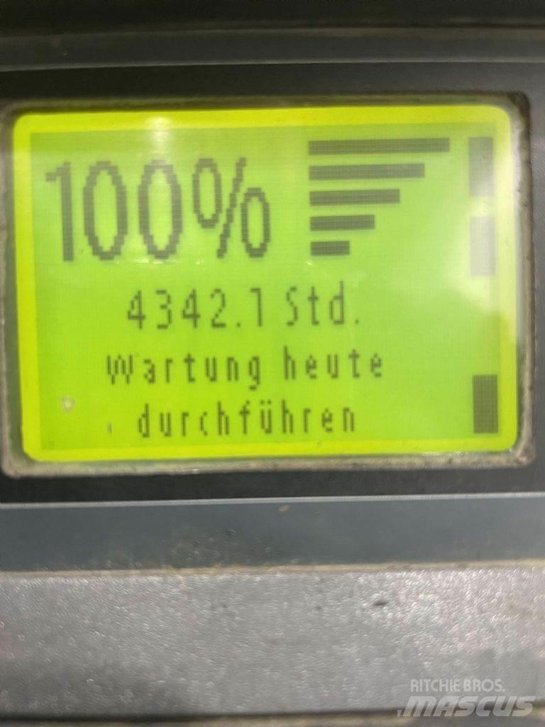 Linde D12AP-133 Pedestrian stacker