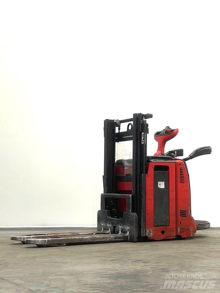 Linde D12HPAP-133 Pedestrian stacker