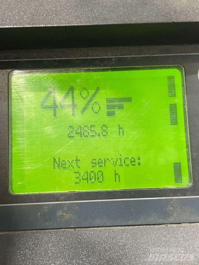 Linde D12SP-133 Pedestrian stacker
