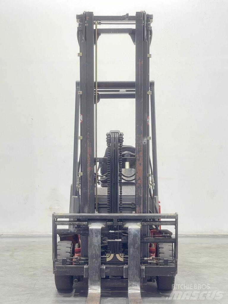 Linde E15Z-02-324 Electric Forklifts