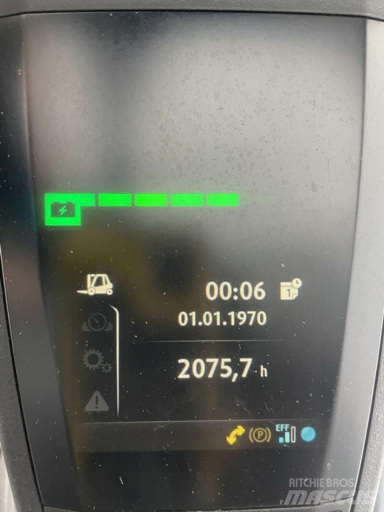 Linde E16-02-386 Electric Forklifts