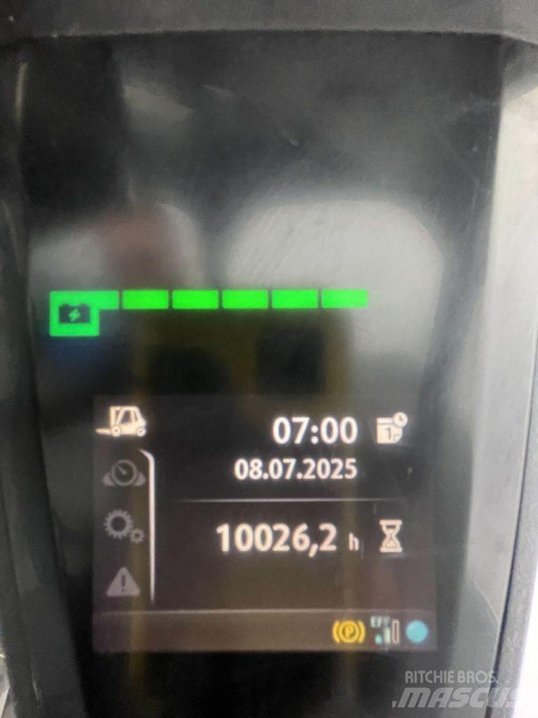 Linde E16-02-386 Electric Forklifts