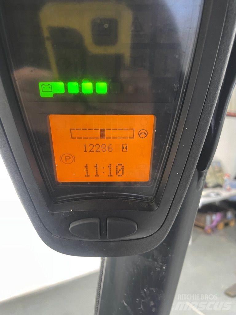 Linde E16L-386-EVO Electric Forklifts