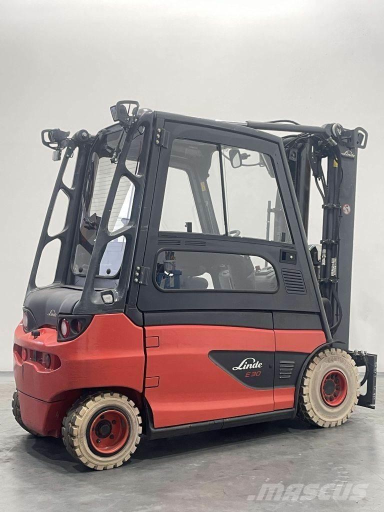 Linde E30L-01-387 Electric Forklifts