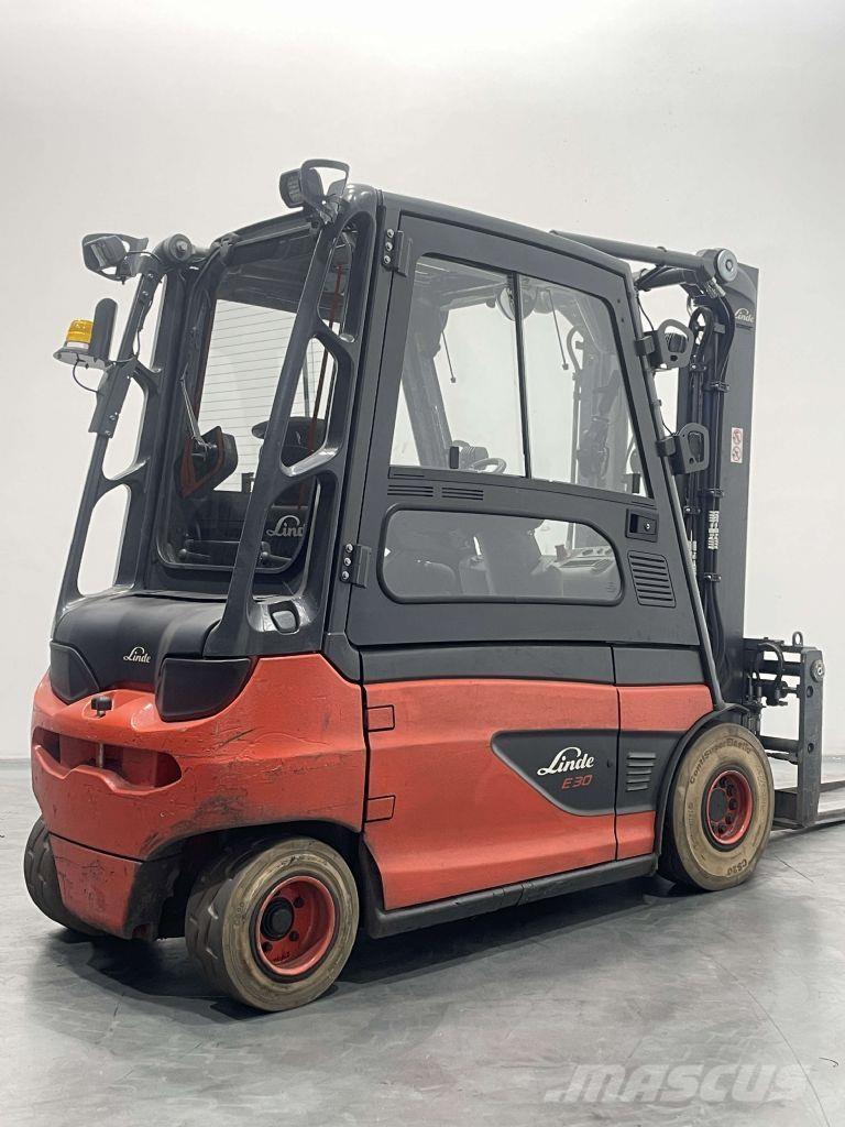 Linde E30L-01-387 Electric Forklifts
