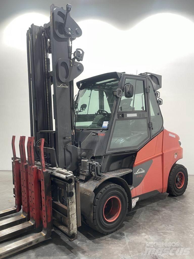 Linde E80-01/900-1279 Electric Forklifts